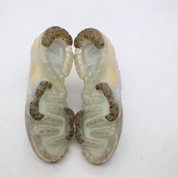 Nike Air Vapormax Flyknit 2021 Women's Size 7 White Pure Platinum DC4112-100 - Picture 9 of 10